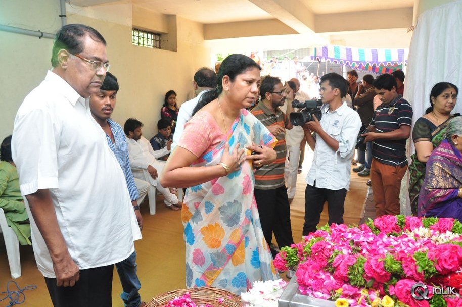 Celebrities-Pay-Homage-To-Edida-Nageswara-Rao